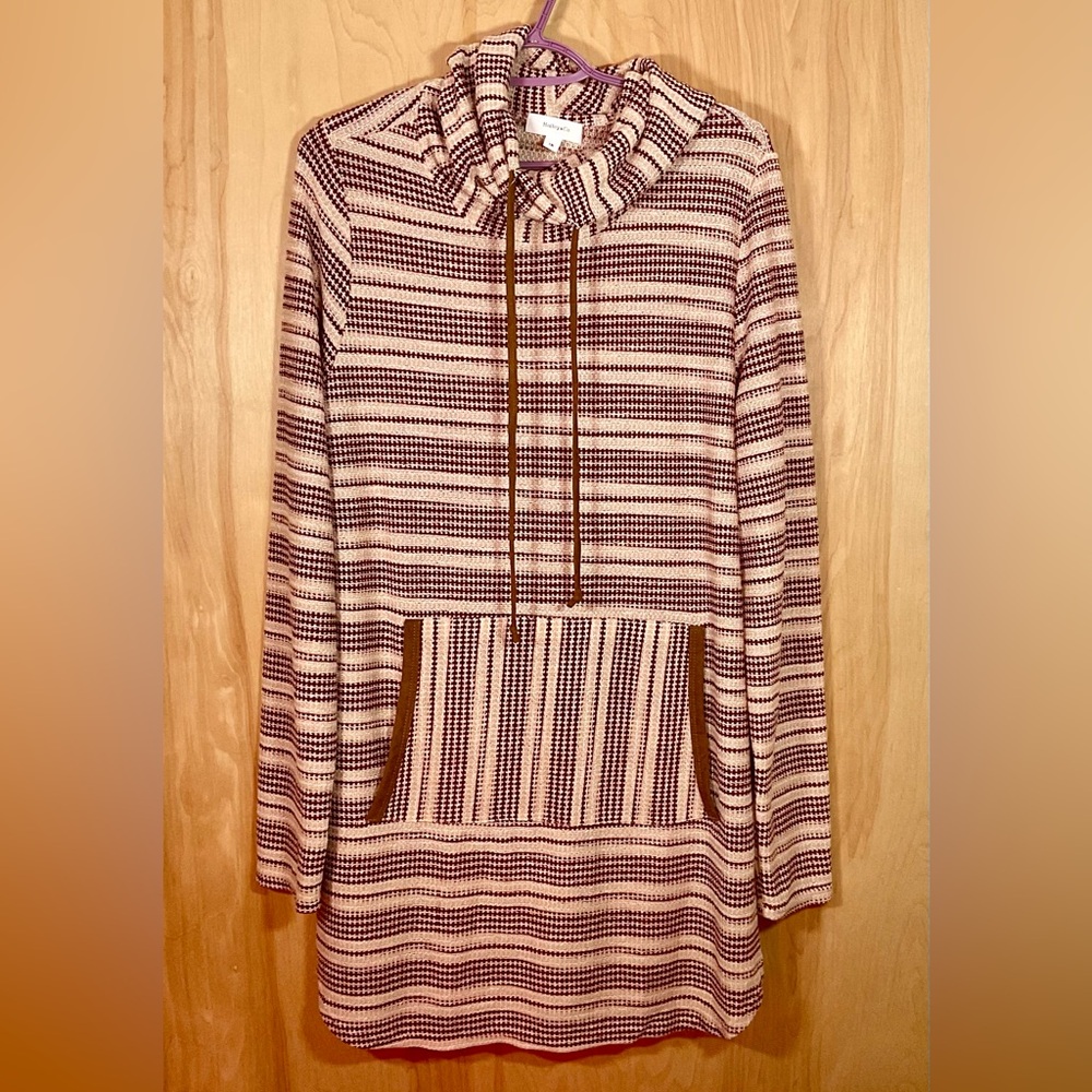 Hailey & Co Boho Sweater Tunic with pocket - EUC